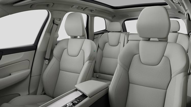 XC60_블론드_인테리어_(4).jpg