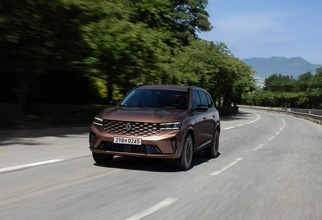 [사진자료] 르노 그랑 콜레오스 주행 사진 (5).jpg