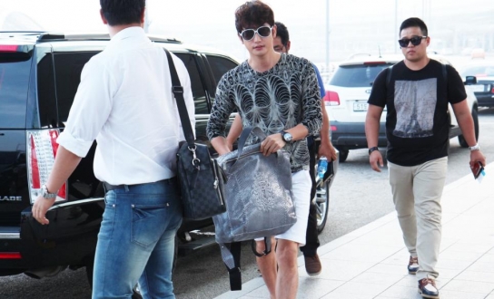 박시후 공항 패션, 여유만만 "이것이 한류 공항룩"