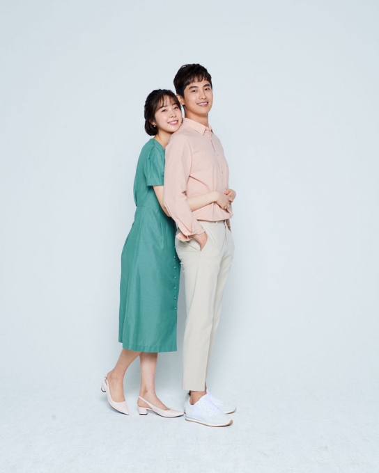 장거리 연애 지속 가능할까? 긍정적 18.3%