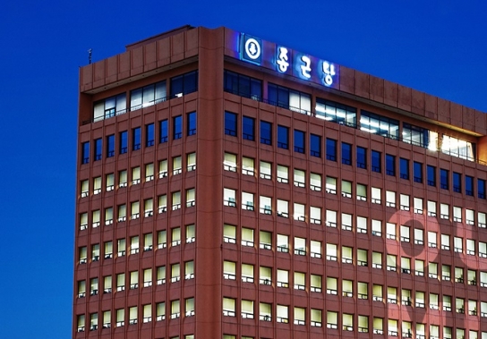 종근당 이장한 회장 장남, '성관계 몰카 유포' 구속 기각