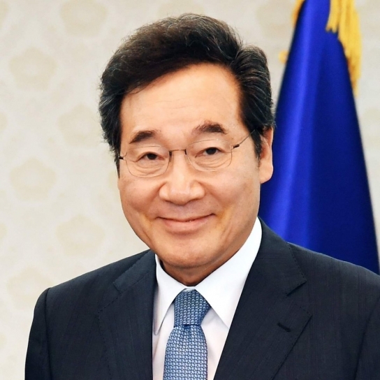 더불어민주당 새 대표에 이낙연 의원 선출
