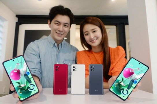 갤럭시 노트20에 묻힐라...LG 5G 대중화 폰 출