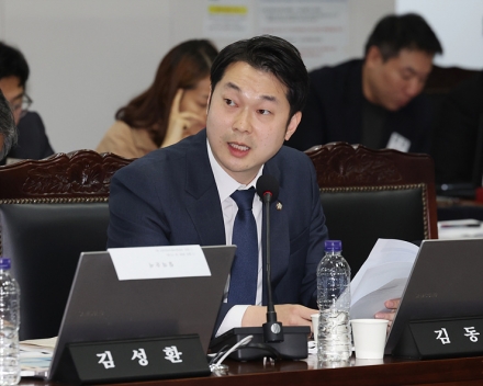 “육아휴직자 많을수록 불이익”… 공공기관 평가제도 도마에