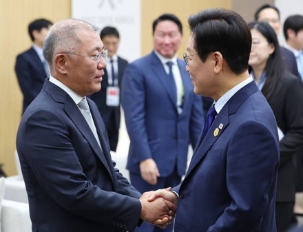 정의선 회장 “관세 너무 감사드립니다”…이재명 대통령에 직접 인사