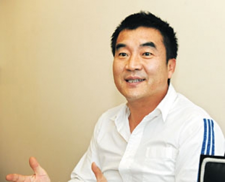 쌍방울 계열사였던 디모아, 새 주인은 오션인더블유 원영식 회장