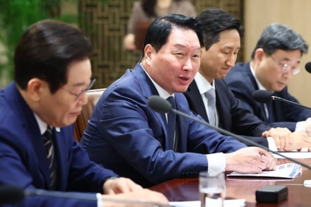 SK “2028년까지 128조 투자” 최태원 “용인만 600조 투입”