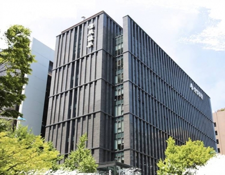 신영증권, 상장 첫날 ‘먹통’ 사태…투자자 “주관사 맞나” 커뮤니티 분노 확산