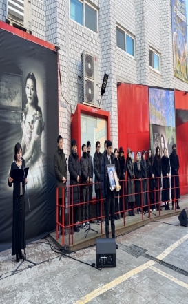 故 윤석화 배우 노제 엄수… 대학로서 공연계 인사들 마지막 배웅