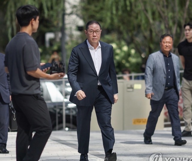 [단독] '동성 강제 추행' HS 효성 계열사 전대표 벌금형으로 그쳐 …지배구조는?