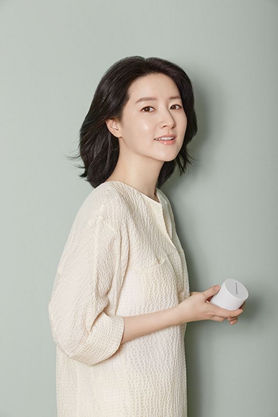 故 정인 양을 추모하며…이영애 선한 영향력 전파