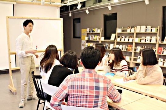 직장인 10명 중 9명, 고용 불안 심각하다고 느껴