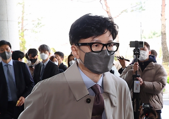 [칼럼] 검사와 의사