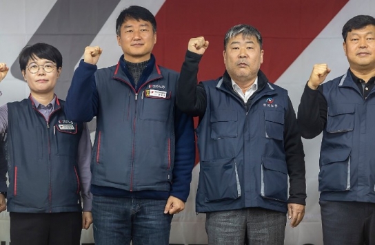 근로시간제도 개편, 주52시간→최대 69시간...양대 노총 "노동자 건강 없고 사업주 이익만 있어"