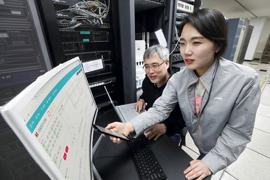 KT "협력사와 맞손 기지국 네트워크 장비 국산화·효율화"