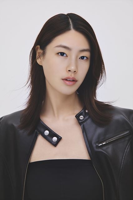LF, 버추얼 패션모델 ‘나온’ 공개