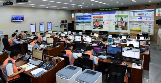 '연료 가격 급등 여파' 한전 상반기 8조5000억원 영업 손실