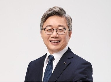 "하루 숙박비 260만원, 자녀 도시락 셔틀"...도덕적 해이에 빠진 공무원들
