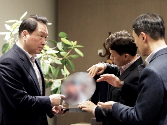 최태원 회장 “깊고 짧은 반도체 사이클 맞춰 방법론 찾아야”