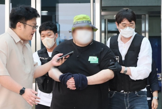 서울역 무차별 칼부림 예고글 올린 30대 구속