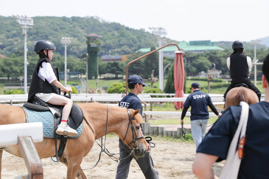 '재참여 희망률 99%' 만족도 높았던 도심 속 승마체험