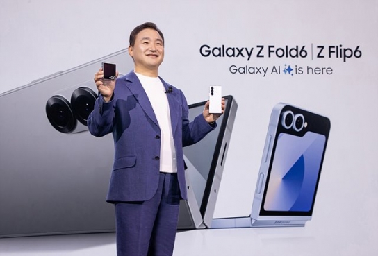 갤럭시 Z 폴드6·Z 플립6, 국내 사전판매 91만 대…작년에 못 미쳐