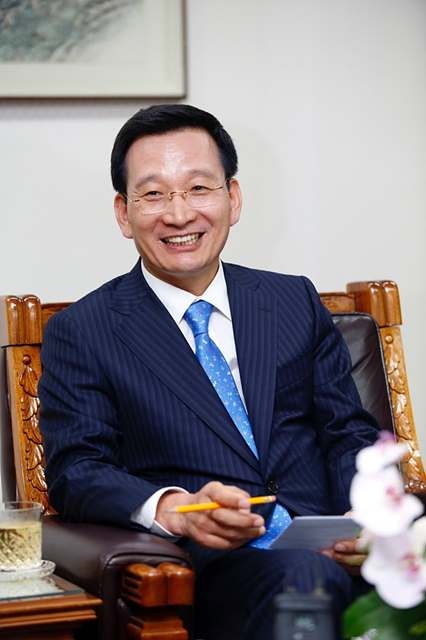 호반그룹, 가족간 소송에 대형 건설사고까지 ‘설상가상’
