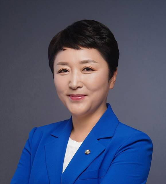 2025_전진숙의원_프로필.jpg