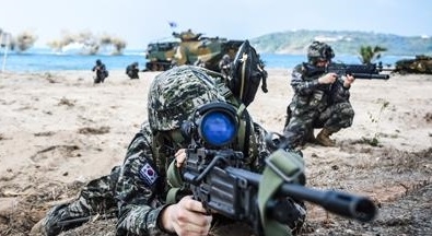 육해공 모두 코로나 확진자 발생, 22일부터 군인 휴가 외출 전면 통제