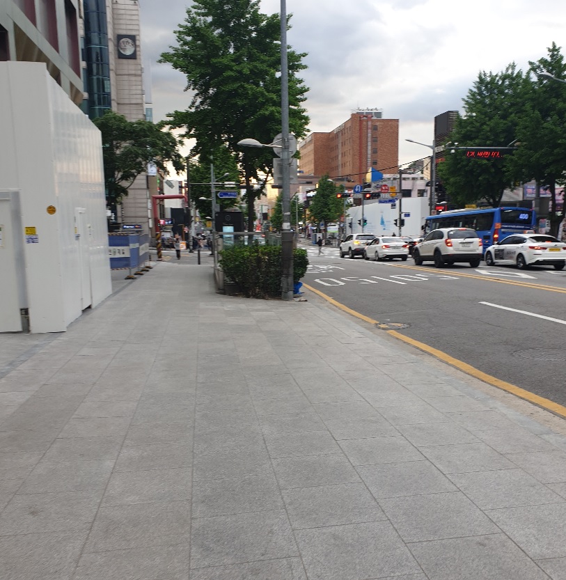 [포토뉴스] 코로나19가 휩쓸고 간 이태원 거리