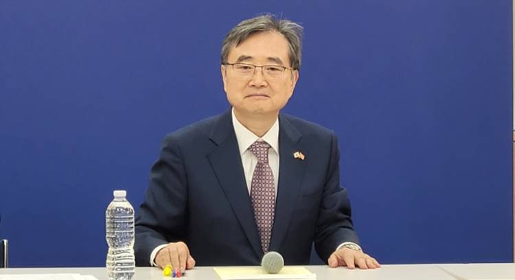 구금 한국인 316명 내일 전세기 귀국…외교부 “수갑 안 채운다”