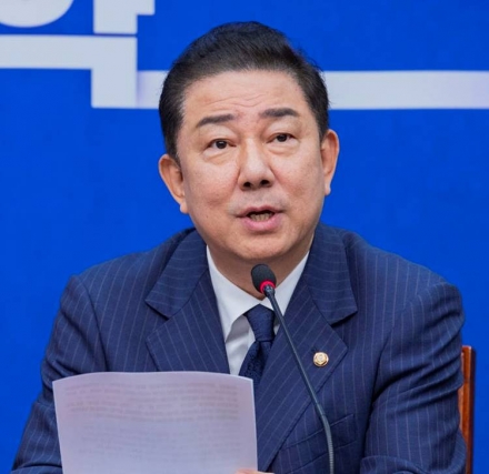 빗썸, 김병기 원내대표 차남 채용 정황…맞춤형 공고 의혹