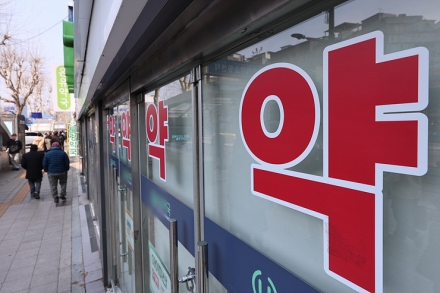 의약품 중독 환자 8만명 돌파…10대 청소년 40% 급증 ‘심각’