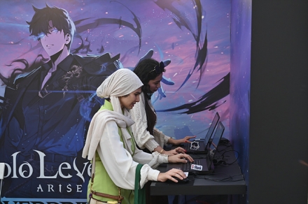 ‘…오버드라이브’ 熱砂의 땅 먼저 달궜다