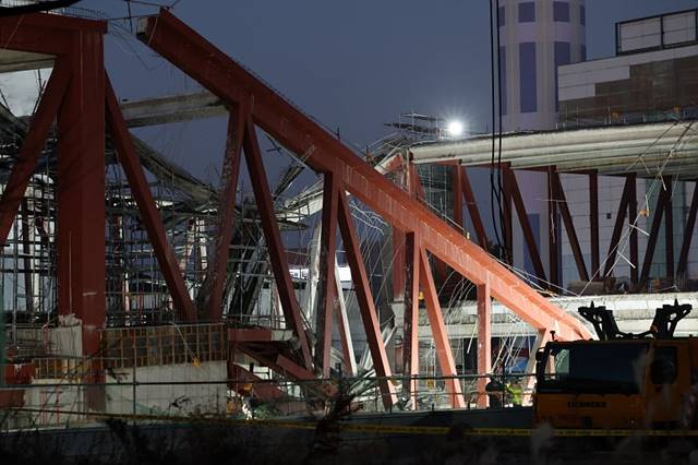 광주대표도서관 공사장 붕괴…밤샘 수색 계속, 실종 2명 행방 오리무중