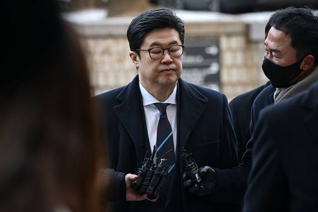 정혜경 “MBK 김병주 영장 기각 뒤 ‘임금 지급 불가’ 여론몰이”