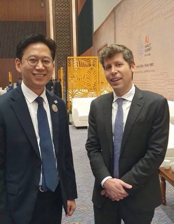 배경훈 장관, ‘AI 설계자 국가’ 구상…글로벌 CEO들과 연쇄 회동