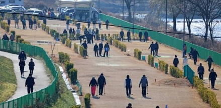 “급증하는 파크골프 수요, 제도는 제자리”