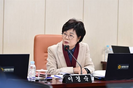 자동차전용도로 질주하는 전동킥보드·보행자... “1년 새 73% 급증”