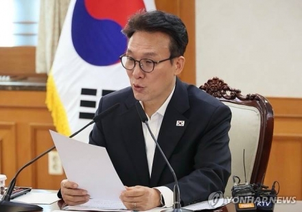 김민석 총리, 김어준 고발한 시민단체에 "처벌 원치 않아... 인내가 필요한 때"