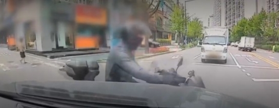 차고 당시 블랙박스 공개한 김흥국, "뺑소니 아니다"