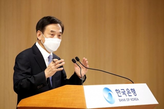 '기준금리 인상' 年 대출이자 50만 원 더 내야