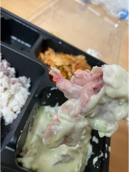 "새우 아닙니다" 생닭 배식한 육군사관학교