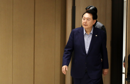 尹대통령 "10월2일 임시공휴일 지정"…추석 포함 6일 연휴