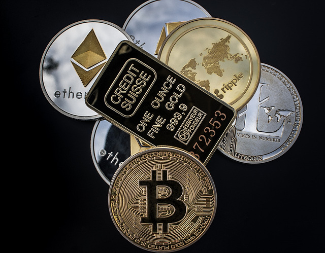 cryptocurrency-3409723_1280.jpg